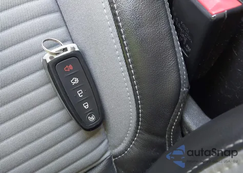 2019 Ford Escape Se из США, поврежденный, VIN 1FMCU0GD2KUC47330